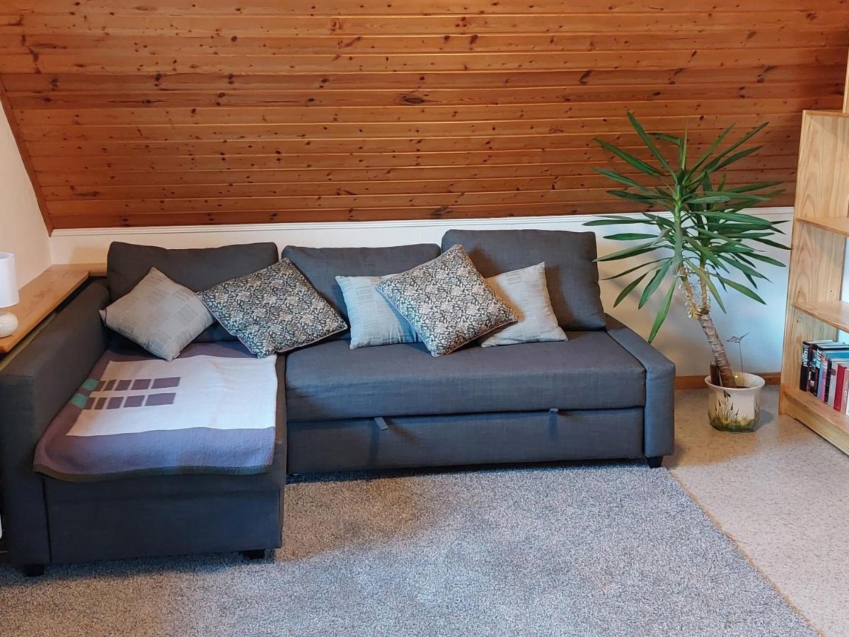 Dachgeschosswohnung Mit Burgblick In Kues Bernkastel-Kues Esterno foto